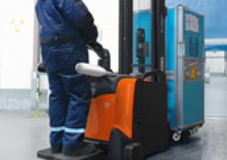 Stoccatori per pallet Impilatori Walkie BT SPE 160