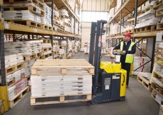 Stoccatori per pallet Impilatori Walkie Combi-Lift Combi CS 2000