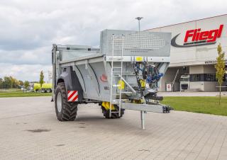 Tecnologia per liquami e letame Spandiletame Fliegl ADS 160