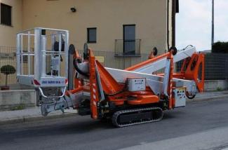 Piattaforme aeree articolate Piattaforme aeree articolate cingolate Multitel SMX 250