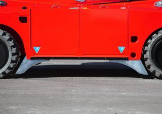 Piattaforme aeree a forbice Piattaforme aeree verticali a pantografo su ruote PB PB S151-19E 4x4