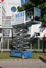 Piattaforme aeree a forbice Piattaforme aeree verticali a pantografo su ruote Weiss SAB A-66