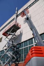Piattaforme aeree articolate telescopiche Piattaforme aeree telescopiche gommate Skyjack SJ 45 T