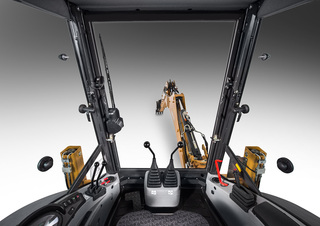 Terne Case 570T