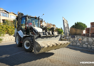 Terne Hidromek HMK 102 B Alpha