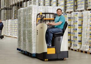 Carrelli retrattili Transpallet uomo seduto Crown RT 4040-2.0