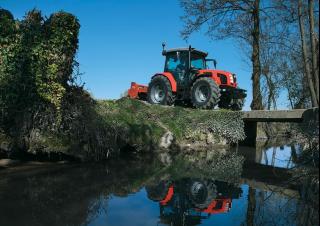 Trattori con trazione 2D Oliver 1600