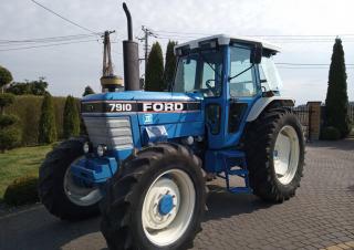 Trattori con trazione 2D Ford-NH 7910