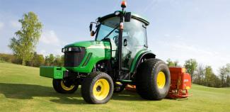 Veicoli Trattori per uso municipale John Deere 4720 