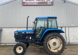 Veicoli Trattori per uso municipale Ford-NH 6640