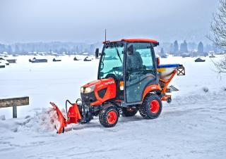 Veicoli Trattori per uso municipale Kubota BX231