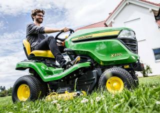 Trattorini tosaerba, Giardino e Giardinaggio John Deere X370