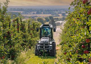 Trattrice agricola cingolati Carraro Mach 4 Toni 8900 