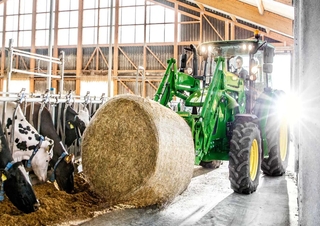 Trattrici agricole - trazione a 4 ruote John Deere 5095M