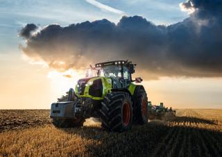 Trattrici agricole - trazione a 4 ruote Claas Axion 810 