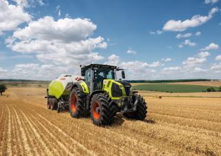 Trattrici agricole - trazione a 4 ruote Claas Axion 810 