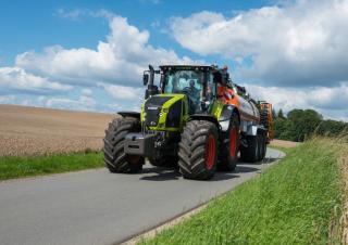 Trattrici agricole - trazione a 4 ruote Claas Axion 920 