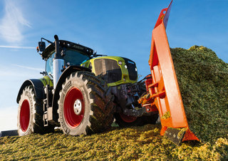 Trattrici agricole - trazione a 4 ruote Claas Axion 960 