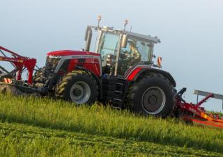 Trattrici agricole - trazione a 4 ruote Massey Ferguson MF 8S.245