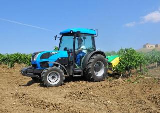 Trattrici agricole - trazione a 4 ruote Landini R 4-110