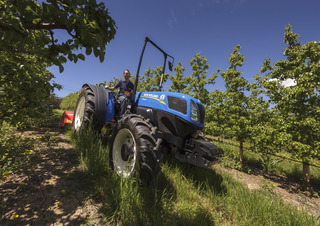 Trattrici agricole - trazione a 4 ruote New Holland T 4.95 LP