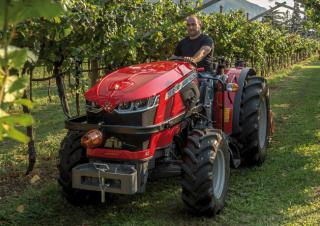 Trattrici agricole - trazione a 4 ruote Massey Ferguson MF 3709 V