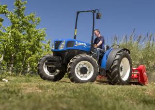 Trattrici agricole - trazione a 4 ruote New Holland T 4.95 LP