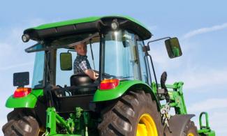 Trattori con trazione 2D John Deere 5055E