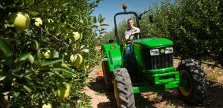 Trattrici agricole - trazione a 4 ruote John Deere 5055 E