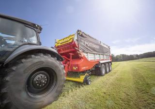 Trinciaforaggi Pöttinger Jumbo 8450 DB
