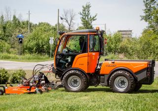 Veicoli Veicoli comunali multiuso diesel Holder S 130