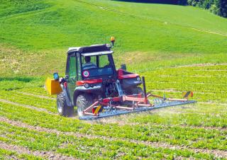 Veicoli Veicoli comunali multiuso diesel Aebi TT 206
