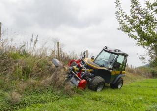 Veicoli Veicoli comunali multiuso diesel Aebi TT 206+