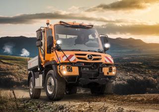 Veicoli Veicoli comunali multiuso diesel Unimog U 427 Euro 6
