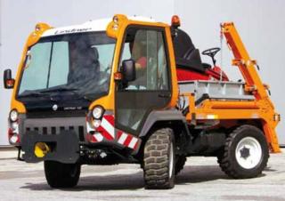 Veicoli Veicoli comunali multiuso diesel Lindner Unitrac 82