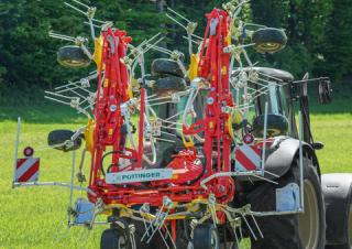 Voltafieni rotativi Pöttinger Hit 8.91