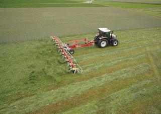 Voltafieni rotativi Pöttinger Hit HT 13120