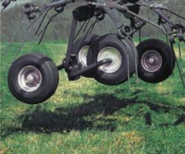 Voltafieni rotativi DEUTZ-FAHR CoM 8331