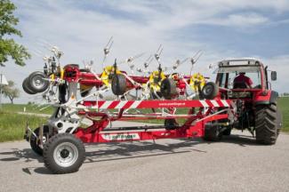 Voltafieni rotativi Pöttinger Hit 10.11 T