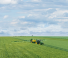 Irroratrice con barra su rimorchio John Deere M740i