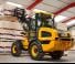 Pale gommate JCB 407
