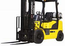 Carrelli elevatori frontali a gas Hyundai 30L-7A