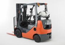 Carrelli elevatori frontali a gas Toyota 8 FGCU 25