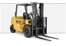 Carrelli elevatori frontali a gas Caterpillar GP 15 K