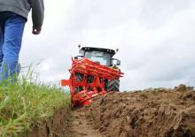 Aratri Kuhn Master 103 4 (3E+1)