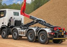 Autocarri con cassone ribaltabile roll off Palfinger HT 26A TEC 5 