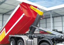 Autocarri con cassone ribaltabile roll off Palfinger T 26