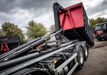 Autocarri con cassone ribaltabile roll off Multilift Ultima 30 S 61