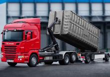 Autocarri con cassone ribaltabile roll off Multilift XR 18 S 46