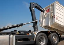 Autocarri con cassone ribaltabile roll off Multilift XR 21 Z 56